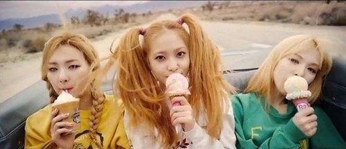 吃瓜视频开头的少女叫什么,揭秘吃瓜视频开篇少女的神秘魅力