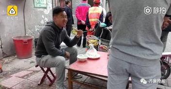 消防员吃哈密瓜视频,哈密瓜美食瞬间走红网络