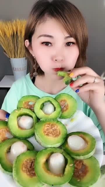 甜瓜姐姐吃瓜视频,揭秘娱乐圈幕后故事