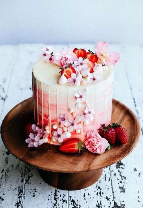 吃瓜群众击掌蛋糕视频播放,视频播放引发网友热议