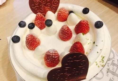 吃瓜群众击掌蛋糕视频播放,视频播放引发网友热议