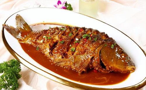 吃爆辣八瓜鱼视频不说话,全程无语言，辣度惊人