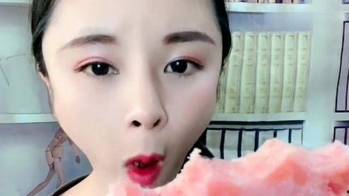 网红吃瓜美女视频大全集,盘点热门话题背后的精彩瞬间