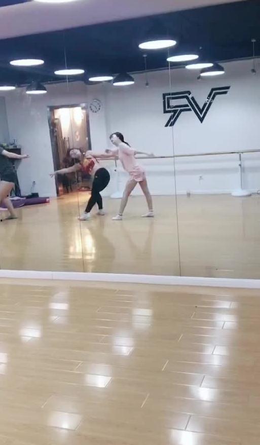 舞蹈主播吃瓜视频大全,揭秘娱乐圈幕后故事