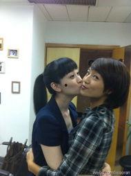 吃瓜老嫂子李小冉视频,揭秘娱乐圈幕后故事