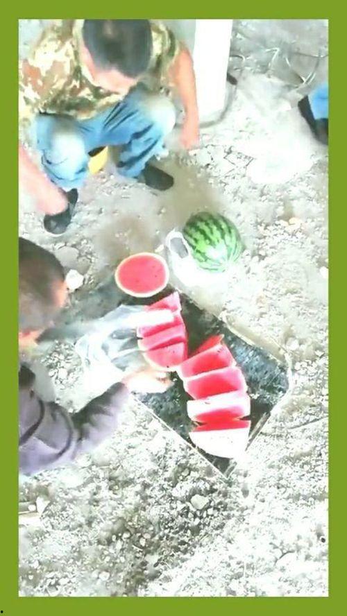 农民工吃瓜群众视频